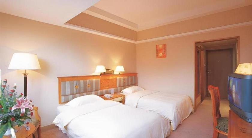 Wings Hotel Guangzhou Exterior photo